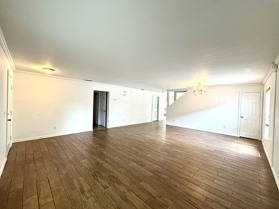 3rd image of 15630 Sarcee Ct