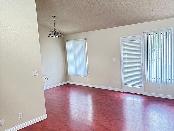 2nd image of 18144 Burbank Blvd APT 209