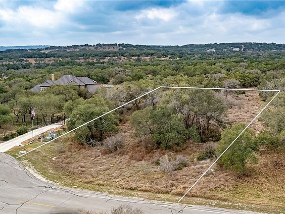 3rd image of 2122 Angeles Ct