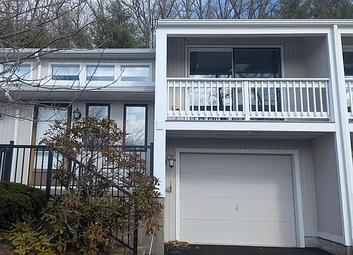 17 Coventry Rd Photo 1