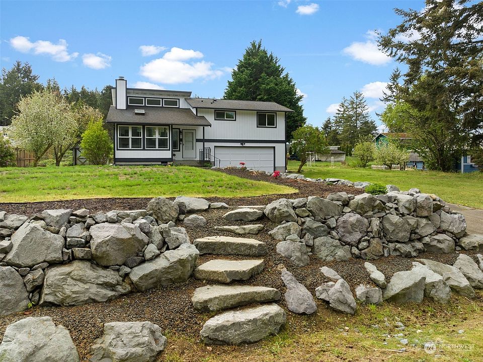 1st image of 2570 SE Brookside Ct