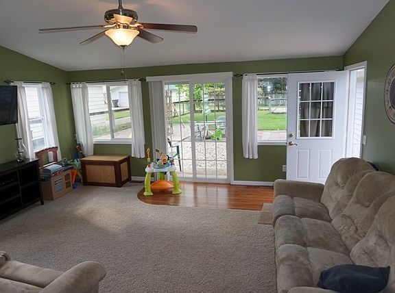 4th image of 1416 E Beardsley Ave