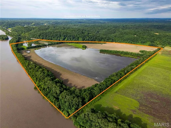 100 Highway, Kampsville, IL 62053