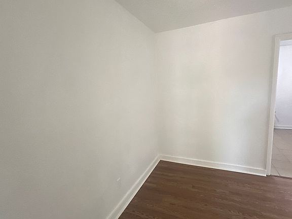 5th image of 1344-1346 Hyde Park Blvd #1344