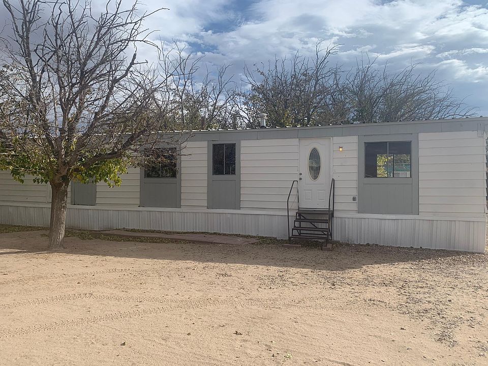 1st image of 900 N Haskell Ave Trailer 15