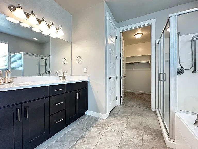 5042 W Willow Way — Photo 16