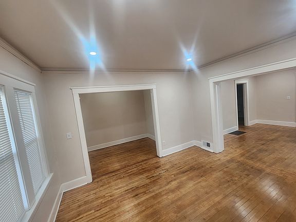 3rd image of 1113 20th Ave APT 1