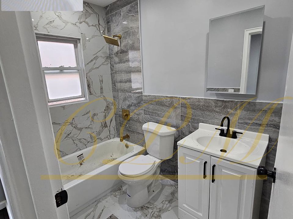 1st image of 142 N Walnut St #3