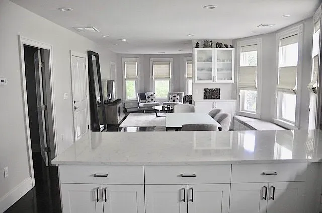 317 Cardinal Medeiros Ave #3 — Photo 3