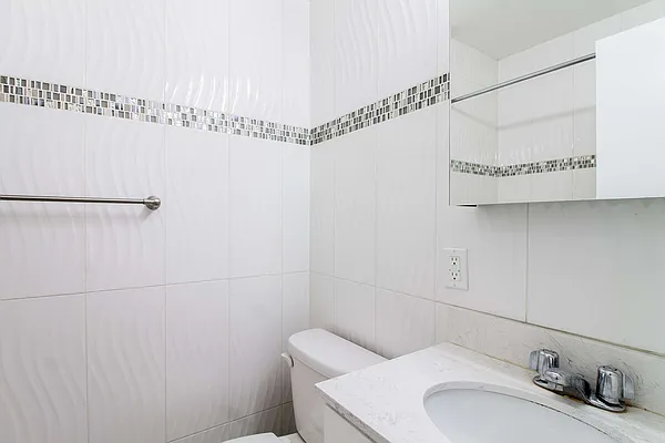 Rented by EXR | media 8