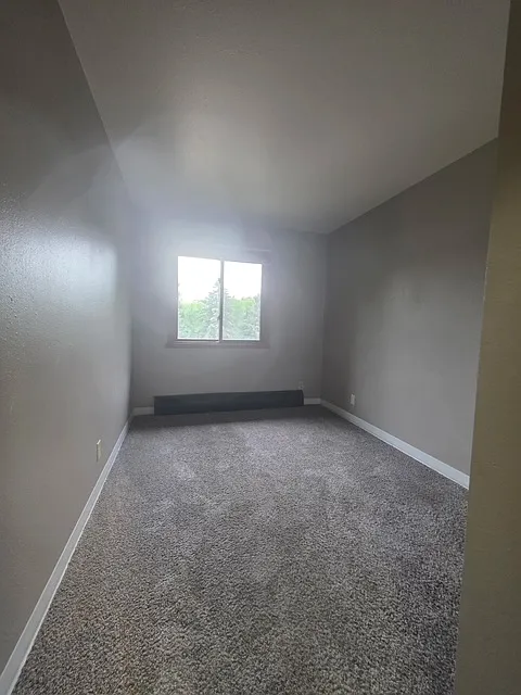 Liberty Lights Apartments C — Photo 3