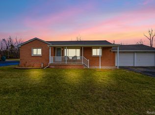 13209 Homefield St, Romulus, MI 48174