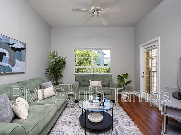 3rd image of 2421 W Horatio St Unit 838