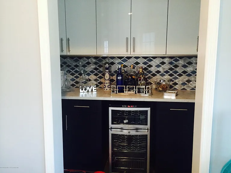 22 Cooper Ave #105 — Photo 7