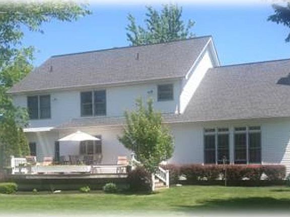2nd image of 10070 Brookfield Dr
