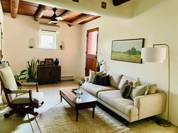 405 Salazar Pl, Santa Fe, NM 87501