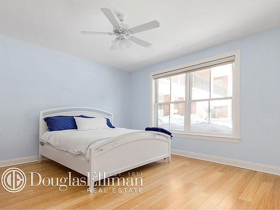 4th image of 22 Avenue At Port Imperial APT 107