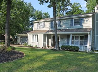 10915 Spring Oak Rd, Fort Wayne, IN 46845