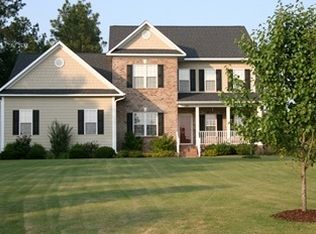 186 Furlong Ln, Raeford, NC 28376