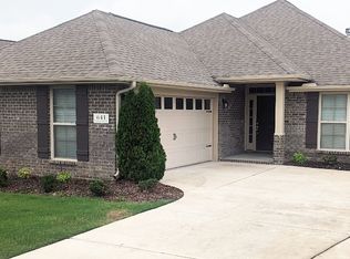 641 Summit Lakes Dr, Athens, AL 35613