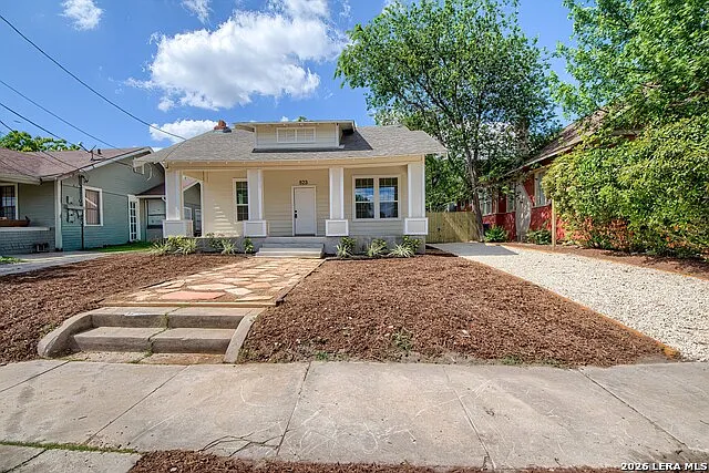 823 W French Pl — Photo 1