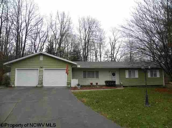53 Meadow Brooke Dr, Morgantown, WV 26508