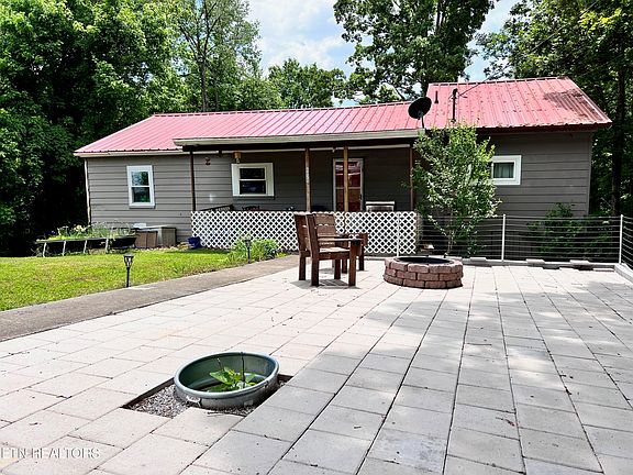 5th image of 9029 Tedford Ln