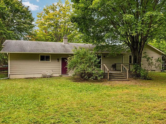 3rd image of 4318 Foxfire Dr