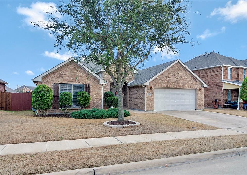 1st image of 15456 Landing Creek Ln