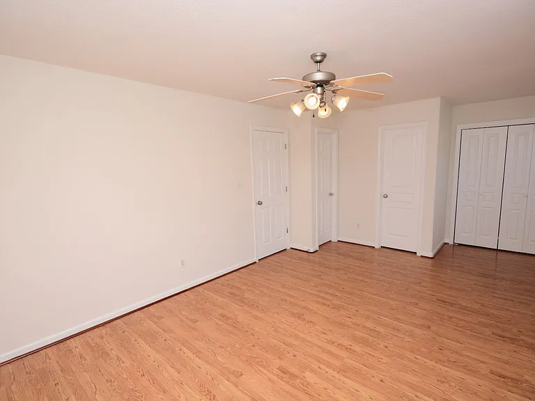 5062 Glen Canyon Dr — Photo 38