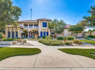 228 Royal Vista Dr, Cedar Hill, TX 75104