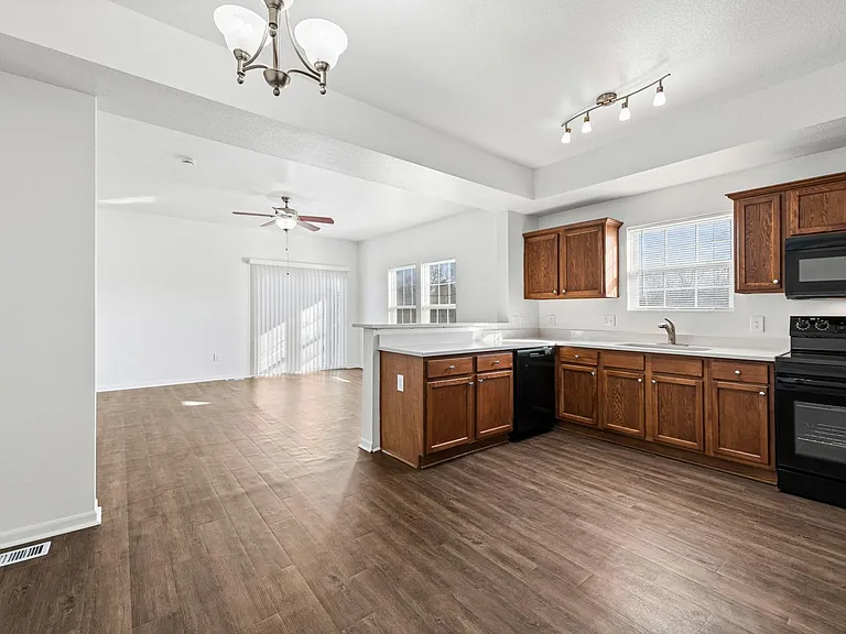 3314 N 103rd Place Edith 10353 #10333-10357 — Photo 104