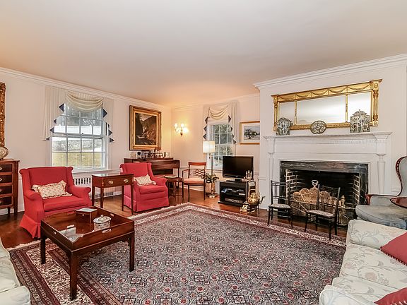 3rd image of 48 Church Ln