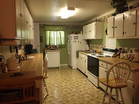 3rd image of 284 McNeil Cir