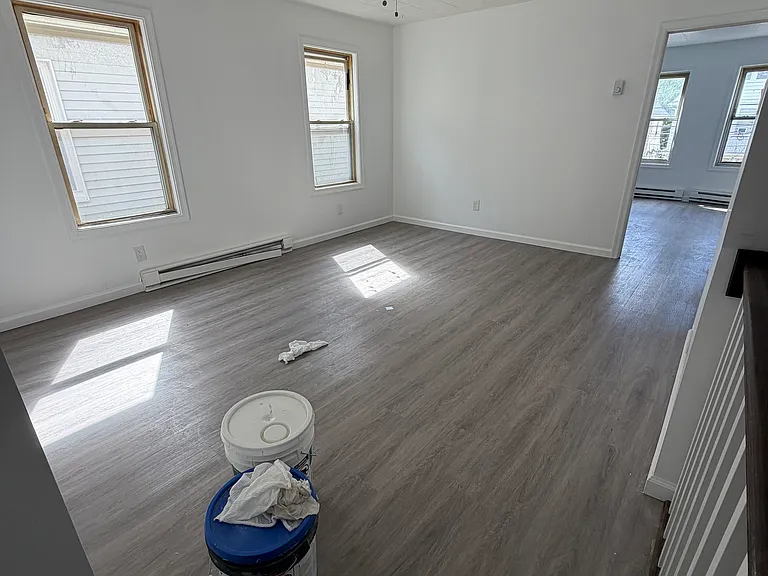 308-310 Barney St #2 — Photo 5