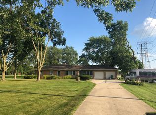 31 Shoe Factory Rd, Elgin, IL 60120