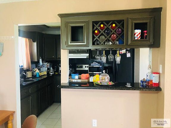 3rd image of 35 Campeche Ct