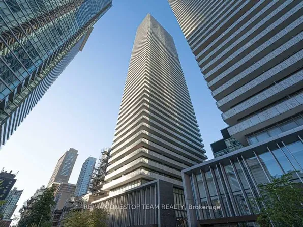 42 Charles St E, Toronto, ON