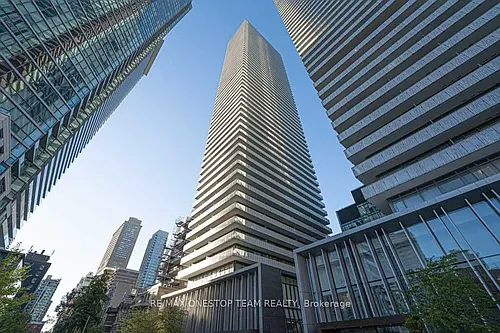 42 Charles St E Photo 1