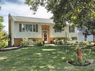 1409 Frost Rd, Mechanicsburg, PA 17055