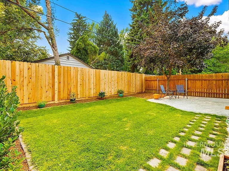 2901 W Teton St — Photo 23