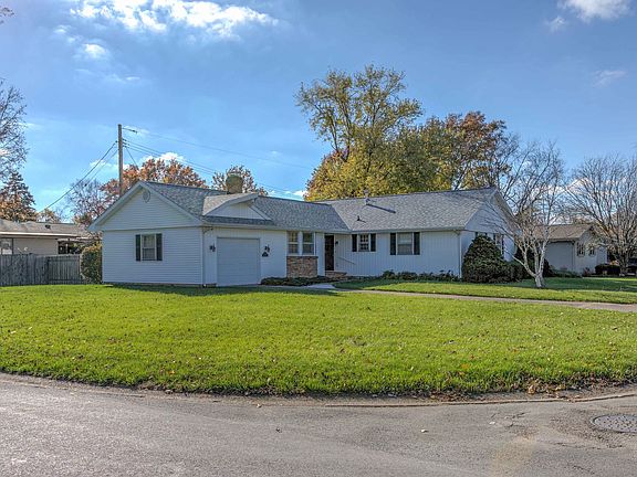 2nd image of 311 Holiday Dr