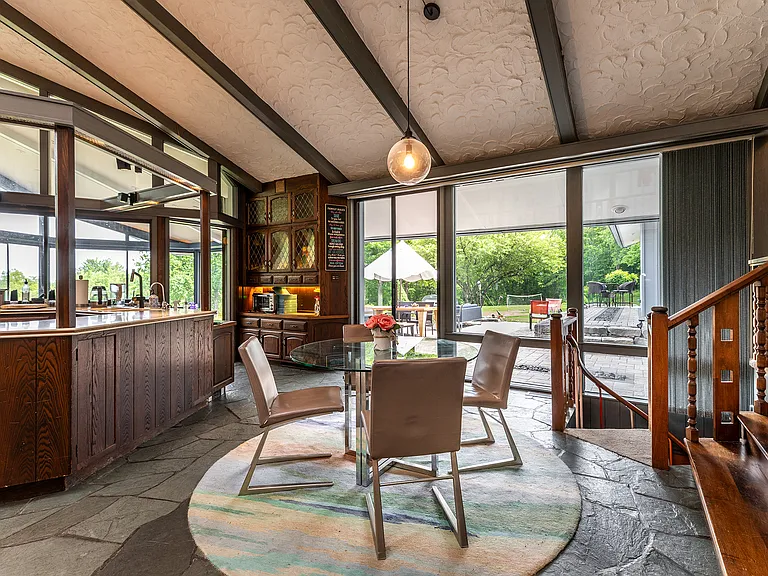 250 Westledge Dr — Photo 14