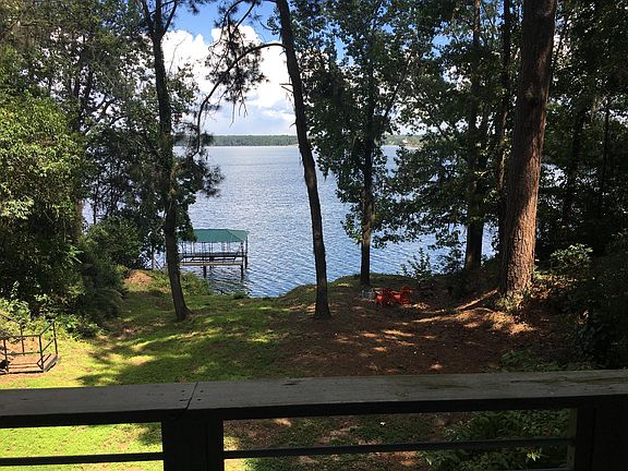 2nd image of 101 Riverside Dr
