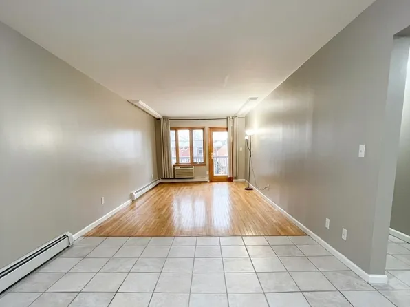 (undisclosed Address), Bronx, NY 10465