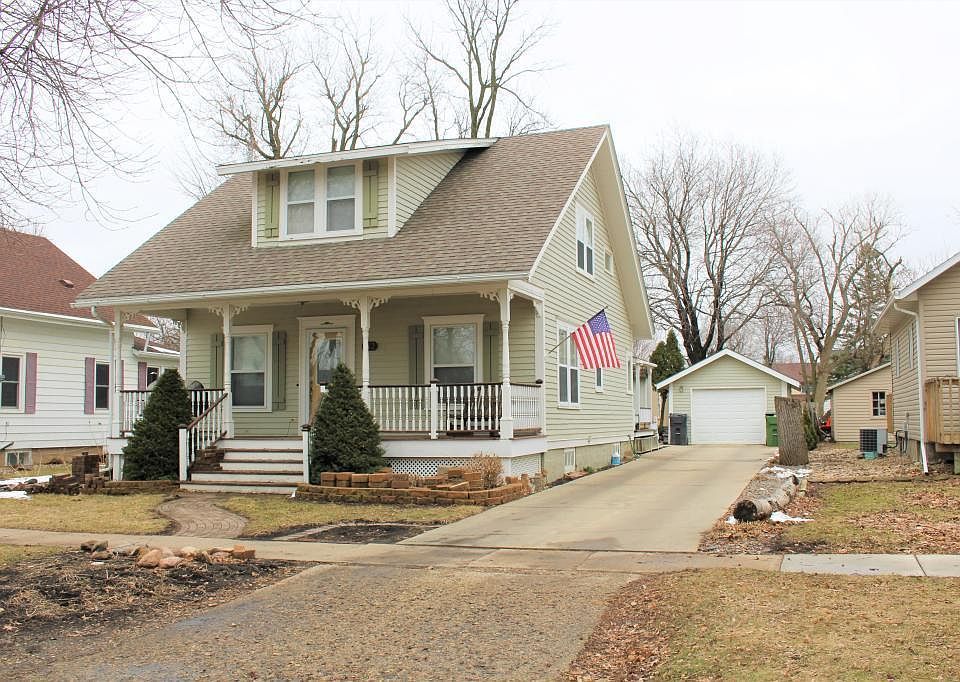 1st image of 812 Smith Ave