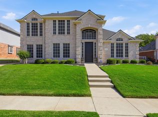 1117 Crestview Dr, Bedford, TX 76021