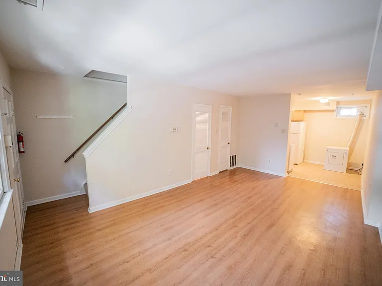 2300 Naudain St #N — Photo 2