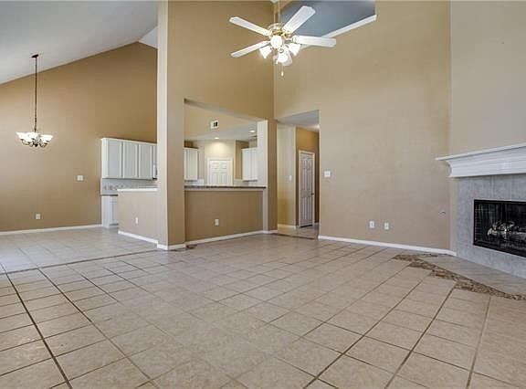 4th image of 1707 Copper Leaf Dr