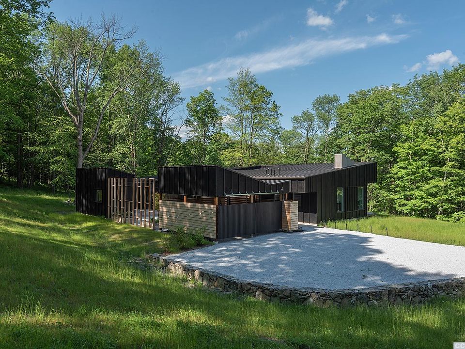 388 Harrington Dr, Austerlitz, NY 12017 Zillow